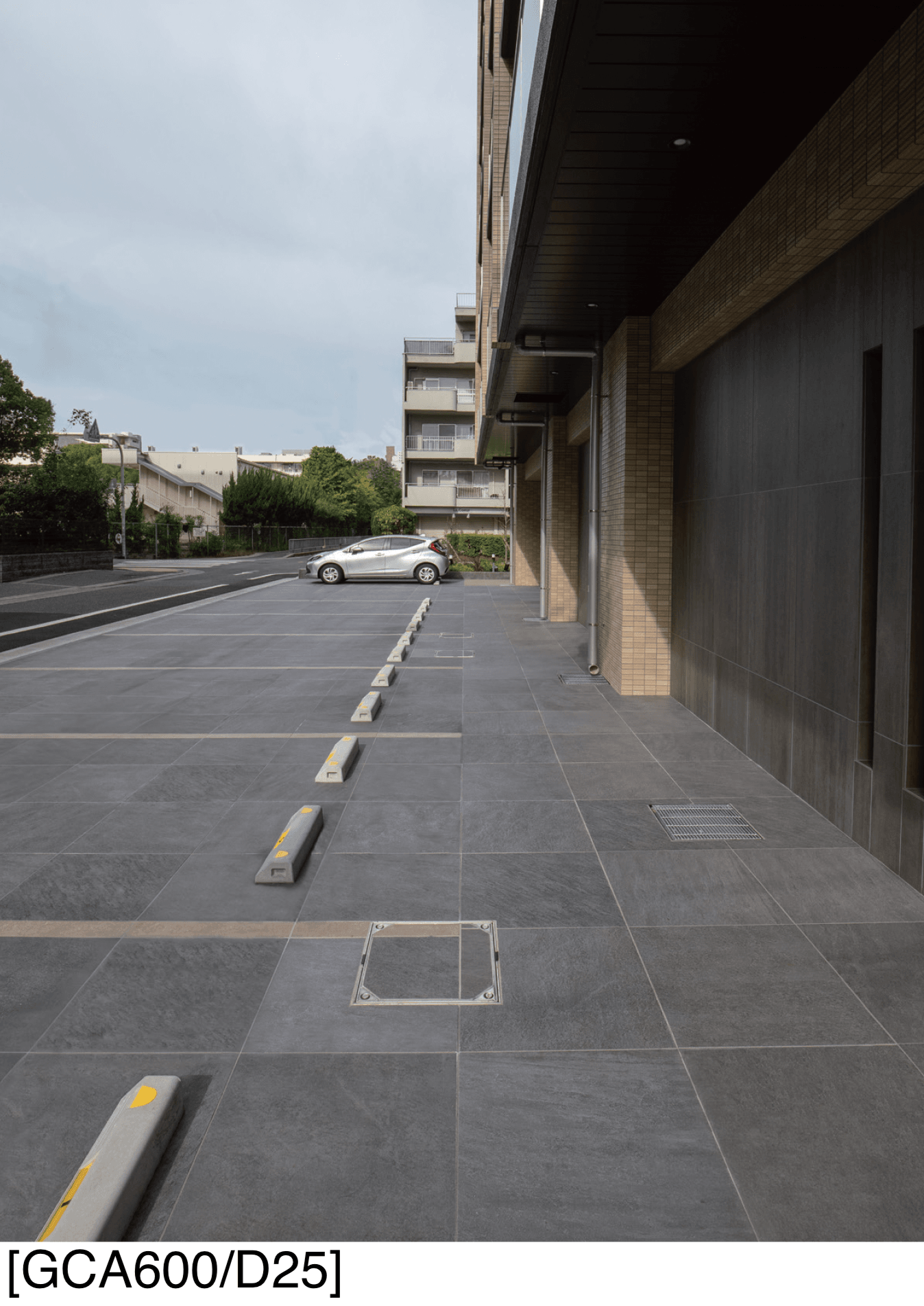 アイコットリョーワの「エクステリアコレクション(グラン舗石)」のサブ画像2