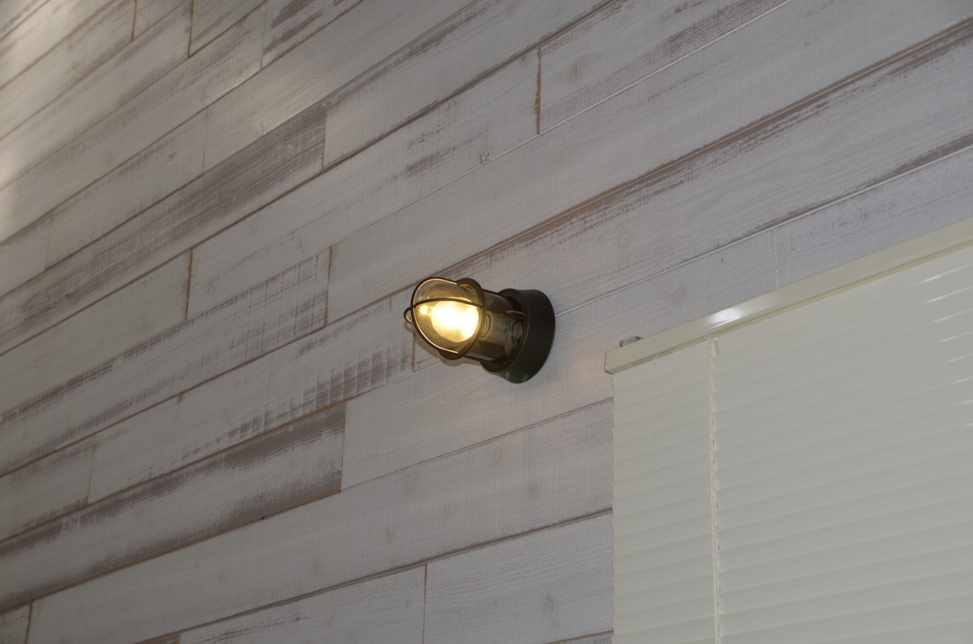 セキスイデザインワークスの「ガーデンライト ブラックシリーズ デッキライト」のサブ画像5