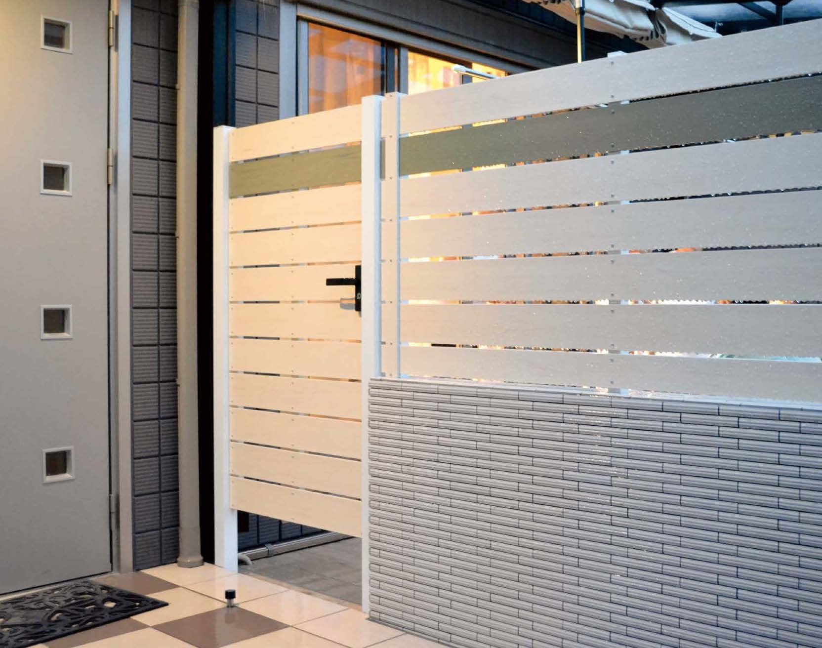 アイランドの「アーバンフェンス オリジナル扉」