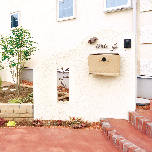 ディーズガーデンの「鍵付きポスト アンジュ【2024年版】」