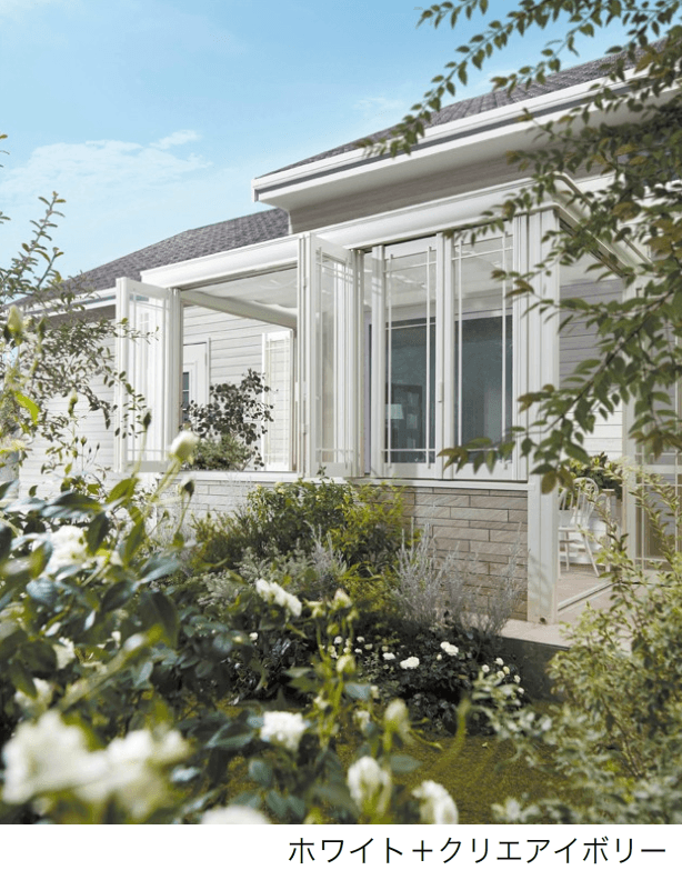 LIXILの「暖蘭物語 〈腰壁タイプ〉スタイルA(フルガラス仕様)」